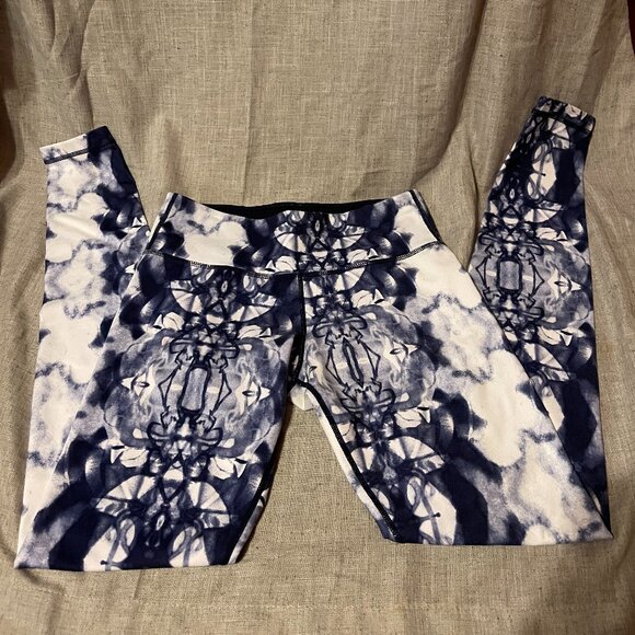lululemon athletica Pants - Womens Lululemon "Ink Blot" Wunder Under Leggings